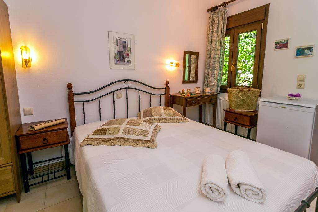 Pension Aldebaran Otel Potos Oda fotoğraf
